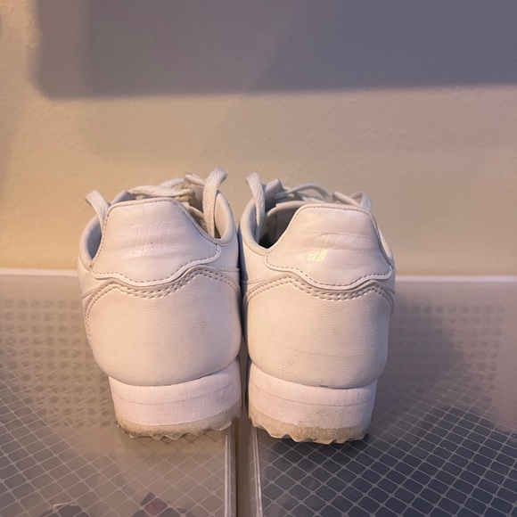 Nike Cortez - Picture 4 of 9